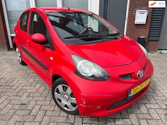 Toyota Aygo - 1.0-12V + / 5DRS / Airco / NAP