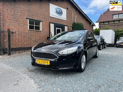 Ford Focus Wagon - 1.0 Lease Edition ( Airco + Trekhaak + Stuurverwarming )