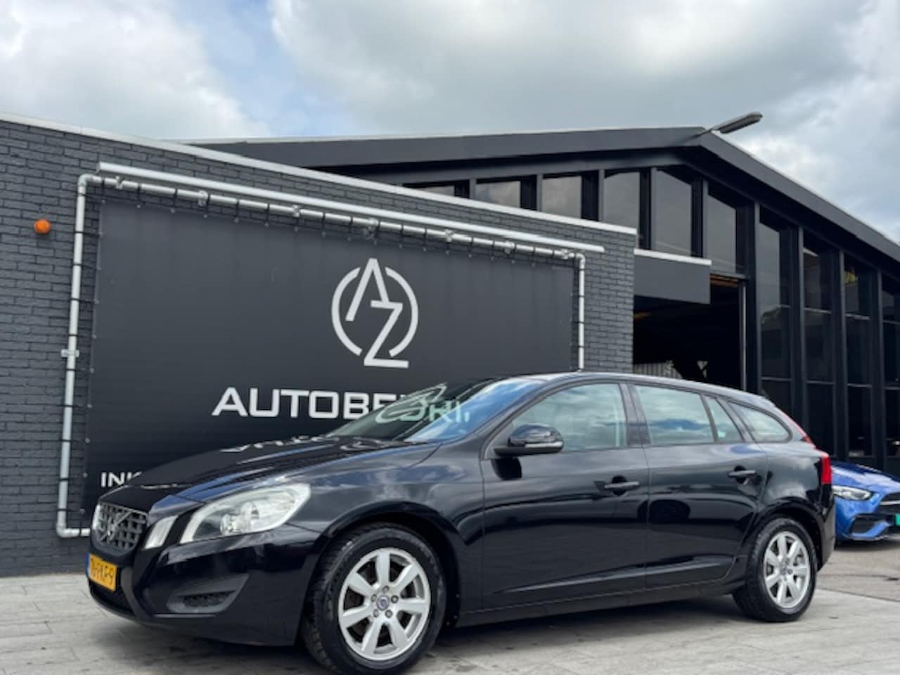 Volvo V60 - 1.6 T3 Kinetic 1.6 T3 Kinetic - AutoWereld.nl