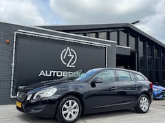 Volvo V60 - 1.6 T3 Kinetic