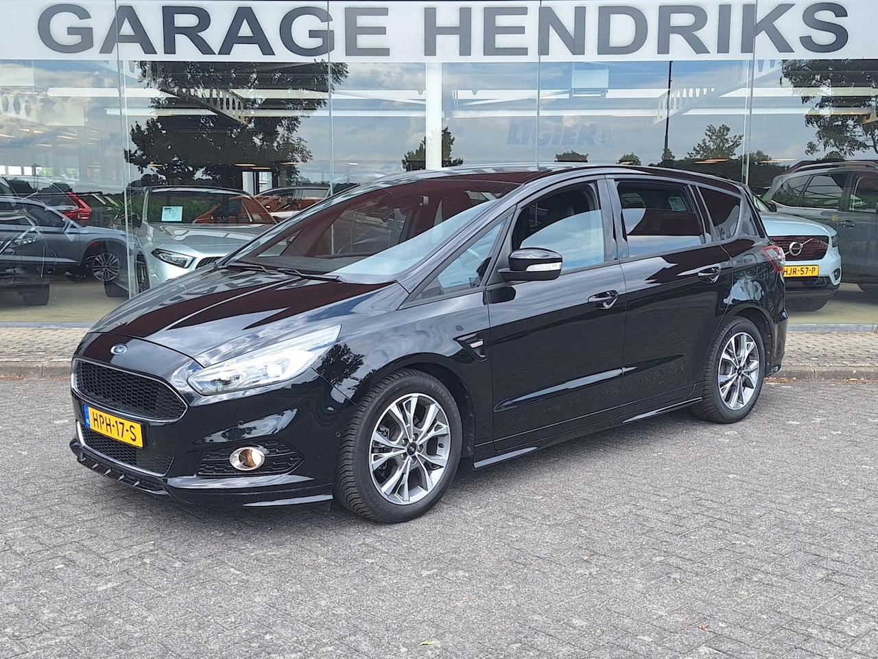 Ford S-Max - 1.5 ST-Line 7p | Climate | Camera | Memory seat | All Season banden | (occasion) - AutoWereld.nl