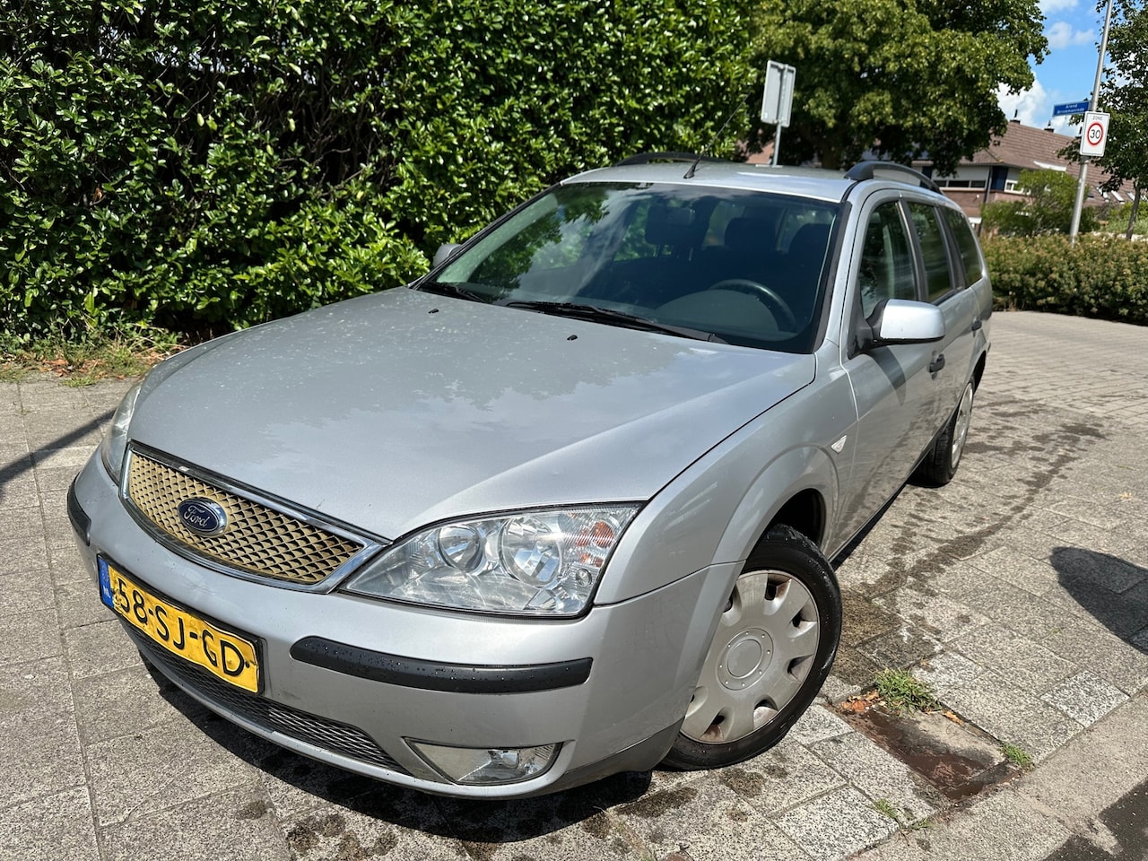 Ford Mondeo Wagon - MET AIRCO & APK TOT 13-03-2026! - AutoWereld.nl
