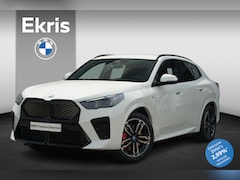 BMW iX2 - eDrive20 M Sport Pro | Trekhaak / Adaptief M onderstel / Head-up / Harman Kardon / Comfort