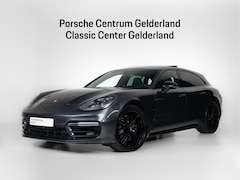 Porsche Panamera Sport Turismo - 4 E-Hybrid Platinum Edition