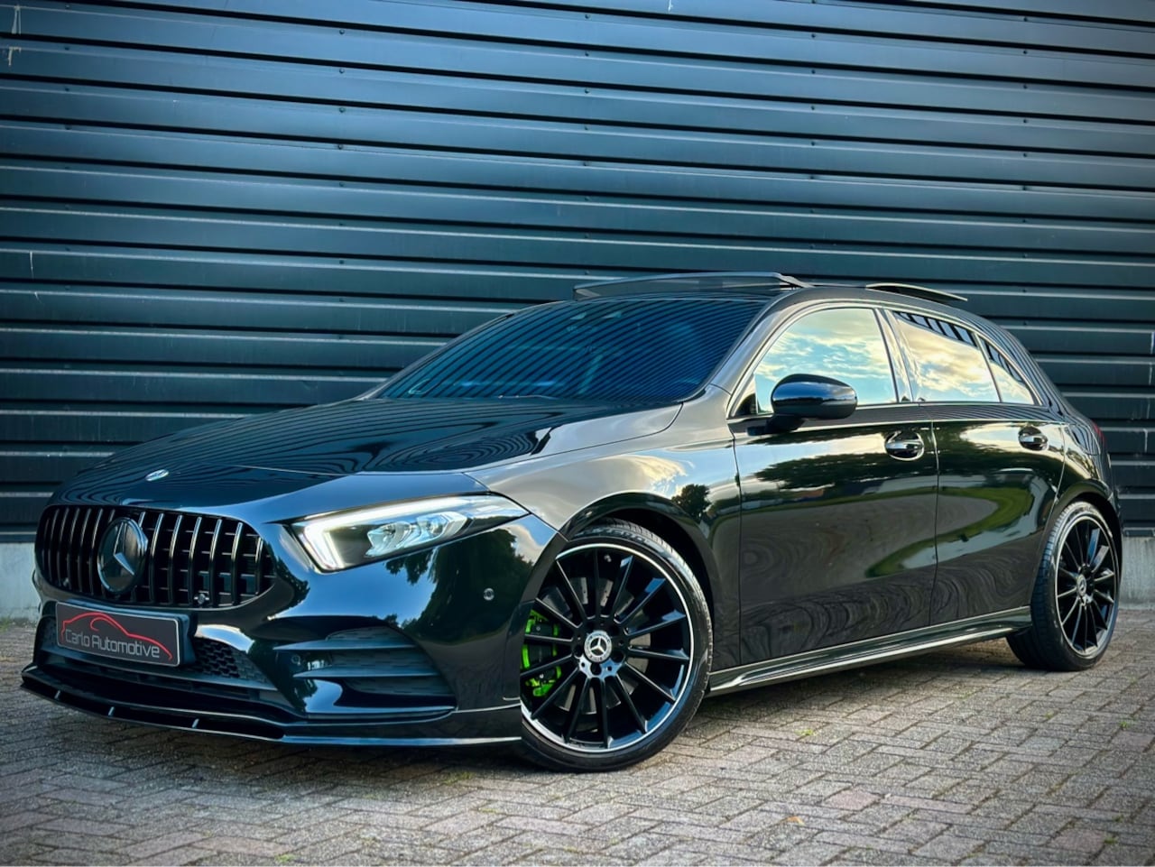 Mercedes-Benz A-klasse - 250 AMG NIGHT|PANO|BURMESTER|BLINDSPOT|SFEER - AutoWereld.nl