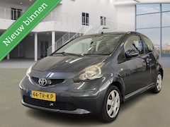 Toyota Aygo - 1.0-12V + ELEKPAKKET/ AIRCO / NAP