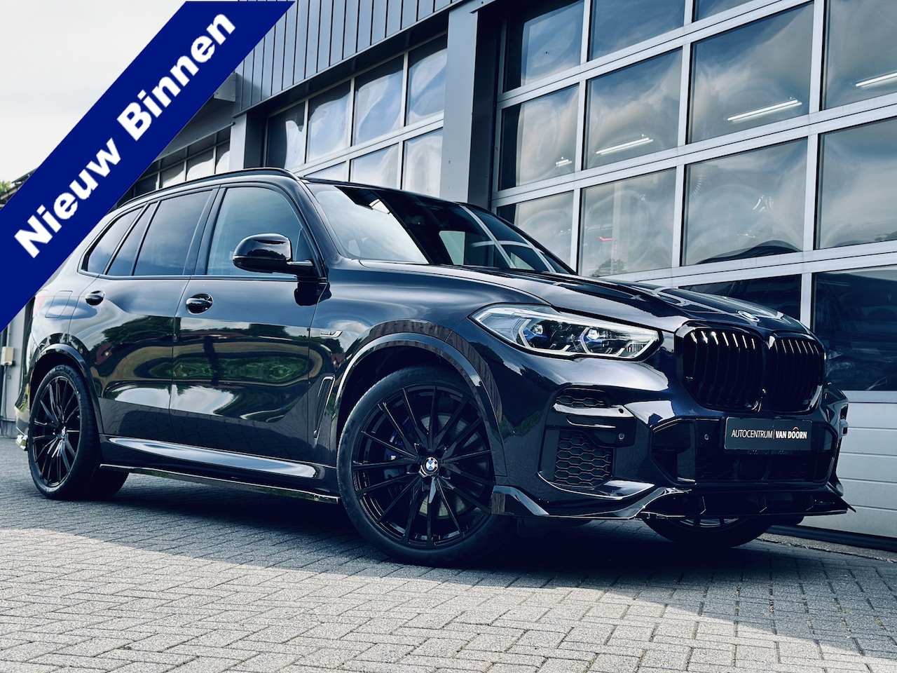 BMW X5 - xDrive45e | Dark Label | M-pakket | Panodak | Laser | Luchtvering | Trekhaak elek. | Incl. - AutoWereld.nl