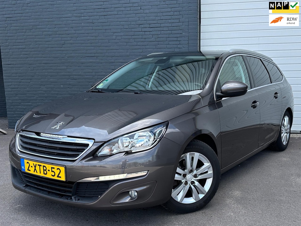 Peugeot 308 SW - 1.6 BlueHDI Blue Lease Executive PANO/LEDER/NAVI/VOLO-H - AutoWereld.nl