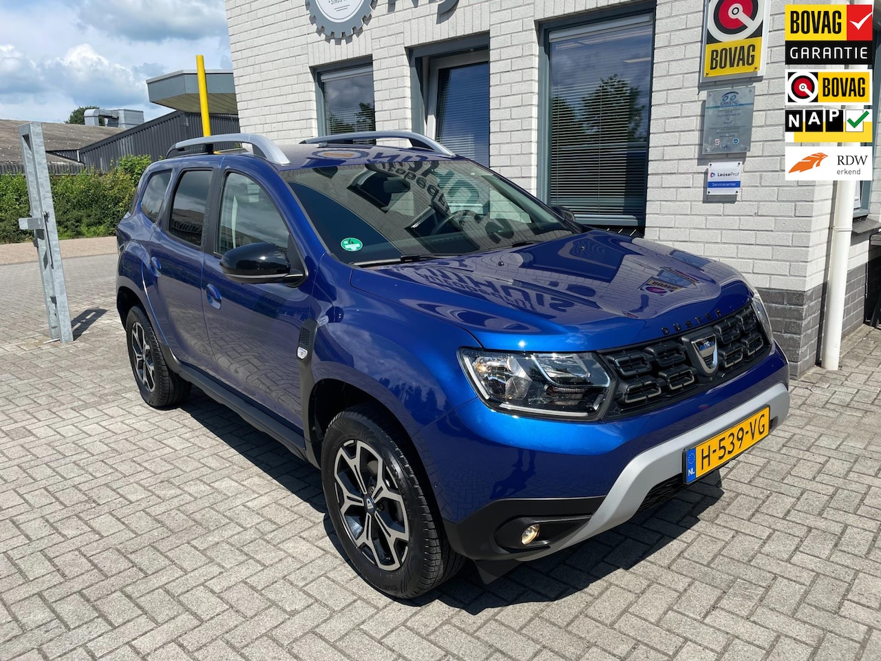 Dacia Duster - 1.3 TCe Serie Limitee 15th Anniversary / 360 Camera / Trekhaak / Climate controle / Cruise - AutoWereld.nl