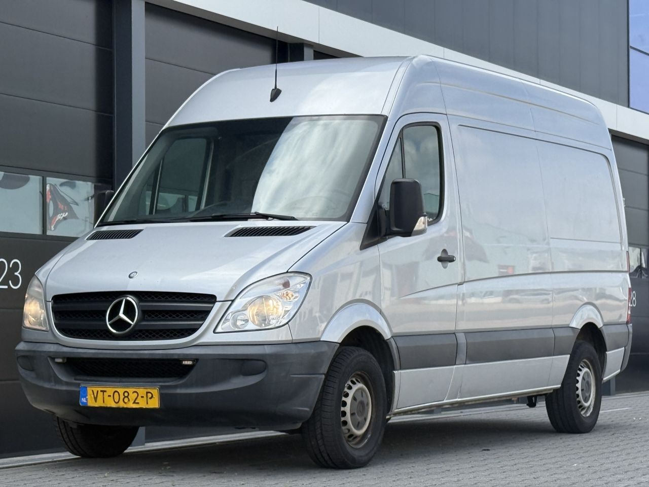 Mercedes-Benz Sprinter - 316 CDI AIRCO AUTOMAAT L2-H2 - AutoWereld.nl