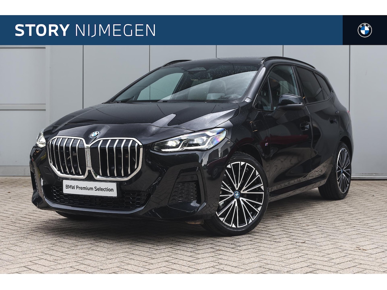 BMW 2-serie Active Tourer - 225xe M Sport Automaat / Panoramadak / Sportstoelen / M Adaptief onderstel / Comfort Acces - AutoWereld.nl