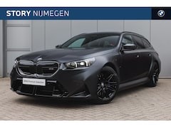 BMW 5-serie Touring - M5 Automaat / M Drive Professional / Panoramadak / Trekhaak / Bowers & Wilkins / M Multifu