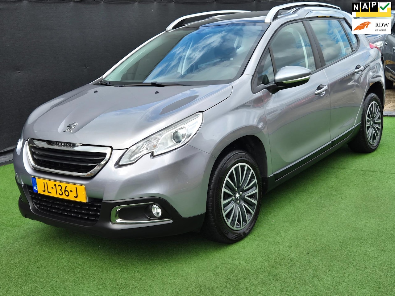 Peugeot 2008 - 1.2 VOL-AUTOMAAT NAP! - AutoWereld.nl