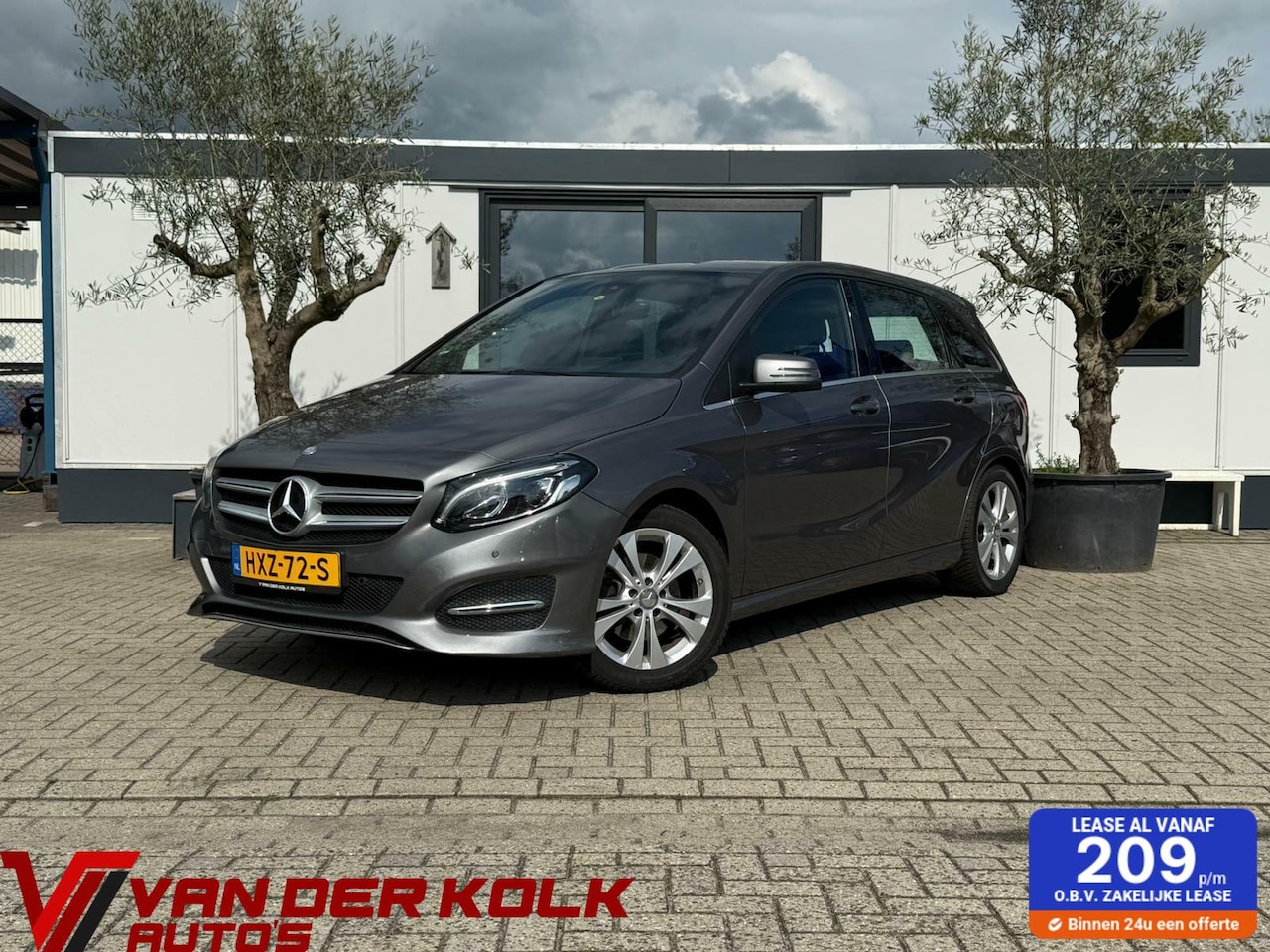 Mercedes-Benz B-klasse - 180 Urban CarPlay Navi Climate Cruise Parkeersensoren Trekhaak - AutoWereld.nl