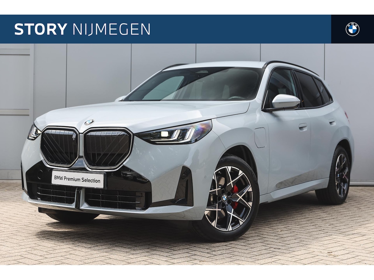 BMW X3 - xDrive30e M Sport Automaat / Trekhaak / Sportstoelen / Adaptieve LED / Parking Assistant P - AutoWereld.nl