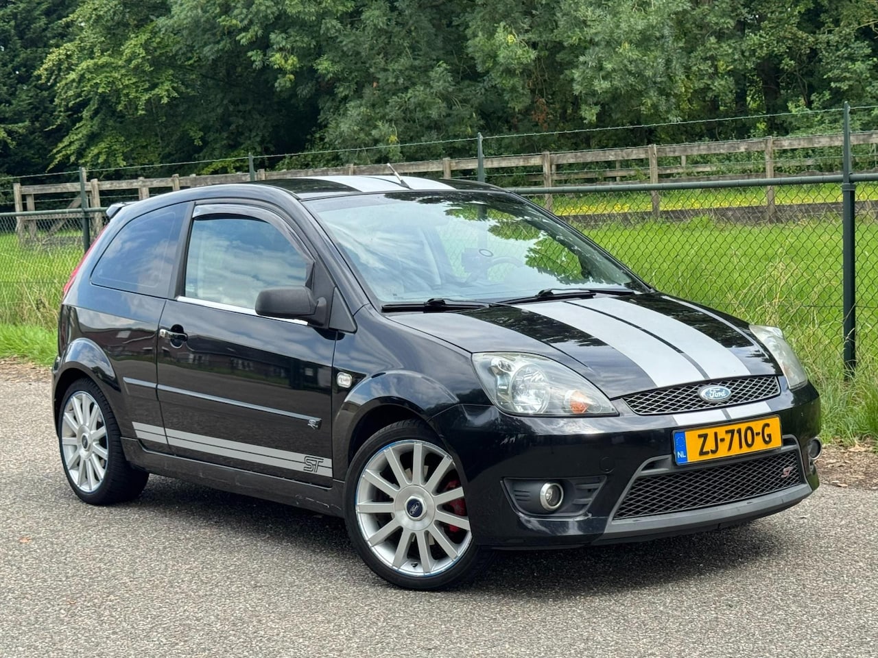 Ford Fiesta - 2.0-16V ST /Airco/Carplay/ - AutoWereld.nl