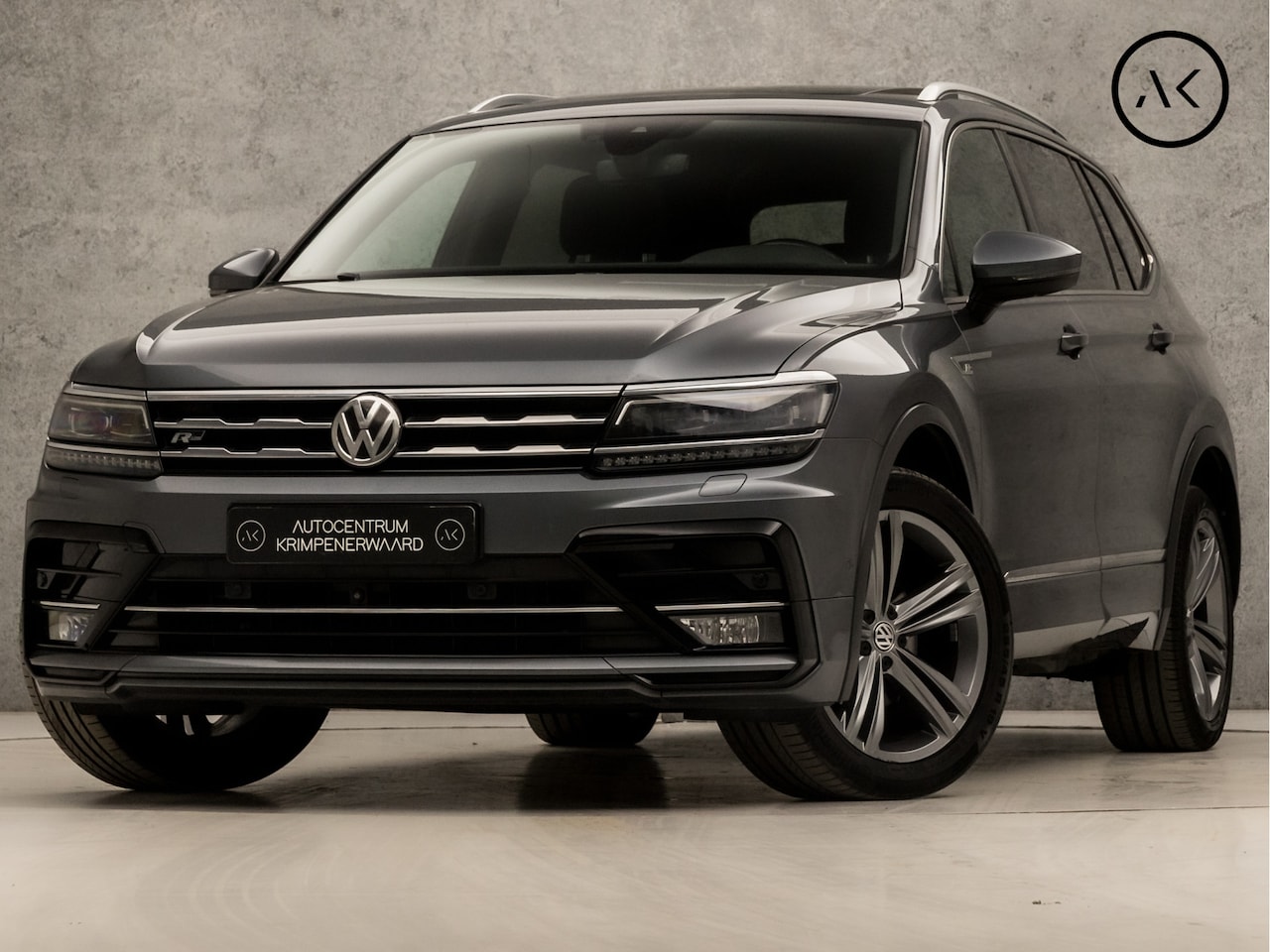Volkswagen Tiguan Allspace - 1.5 TSI Highline R Line 7 Persoons 150Pk Automaat (2X R-LINE, PANORAMADAK, VIRTUAL COCKPIT - AutoWereld.nl