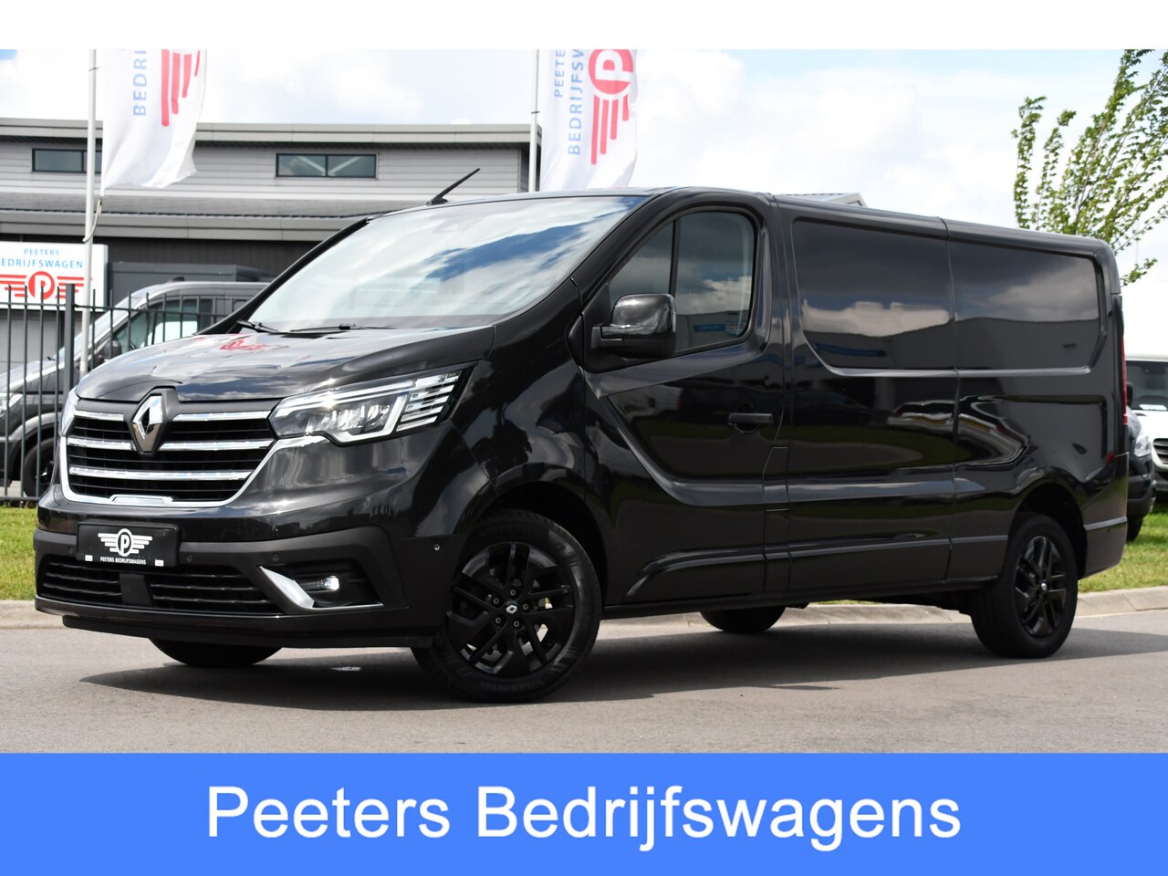 Renault Trafic - 2.0 dCi 150 T30 L2H1 Luxe Black Edition Camera, Cruise, Carplay, 150pk, Clima, Automaat, K - AutoWereld.nl