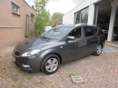 Kia Cee'd - 1.4 CVVT X-ecutive