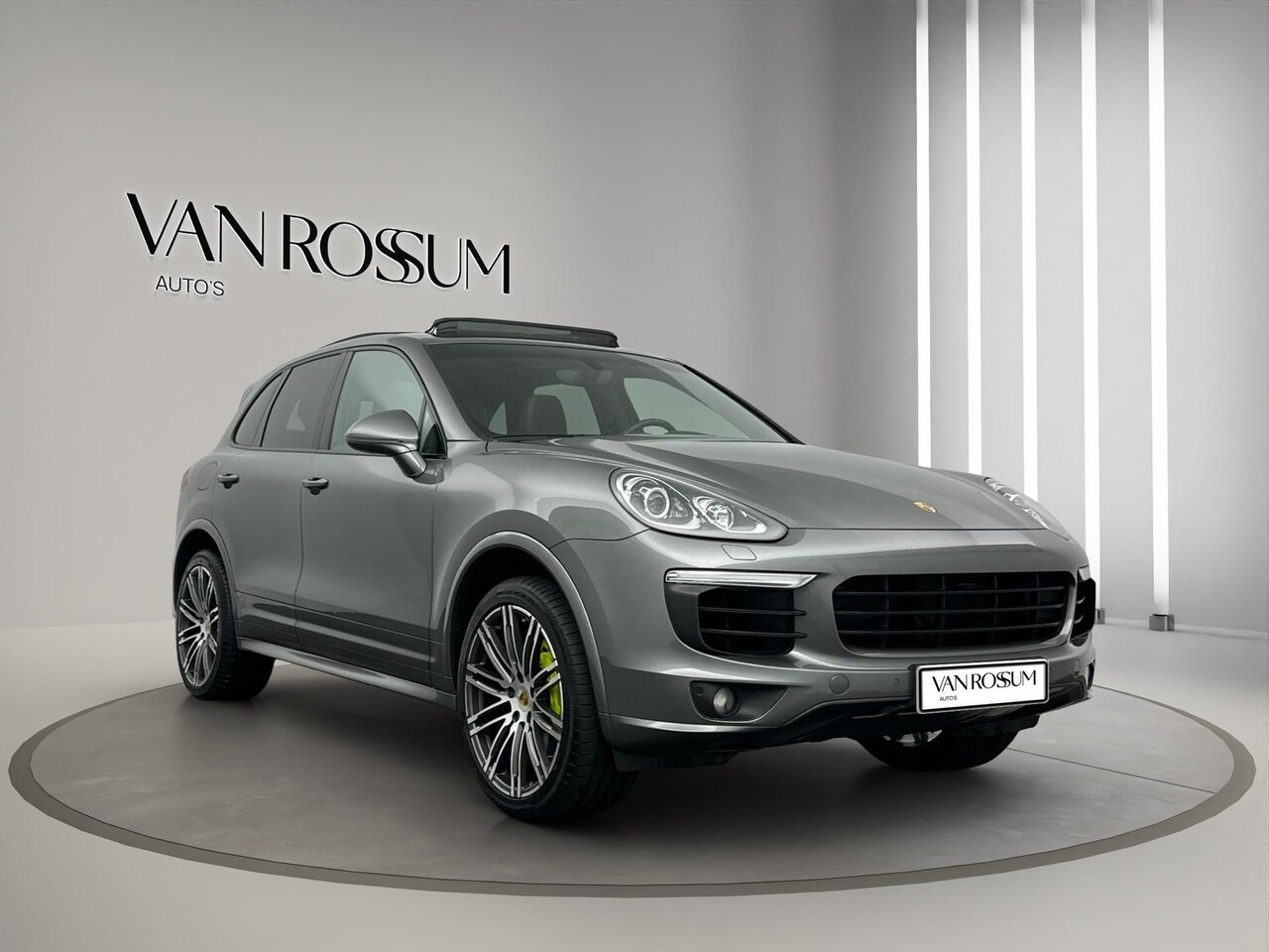Porsche Cayenne - 3.0 S E-Hybrid Panorama Bose Luchtvering Trekhaak - AutoWereld.nl