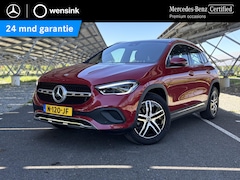 Mercedes-Benz GLA-Klasse - 180 Business Solution Luxury | Panoramadak | Memory stoelen | Multibeam LED | Keyless | Sf