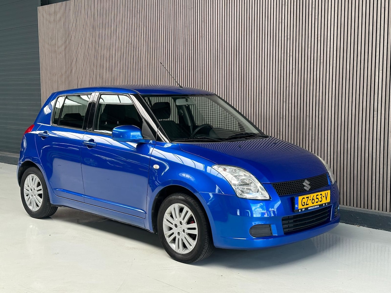 Suzuki Swift - 1.3 GA Suzuki Swift 1.3 |5-D Airco|MP3 |Elektrische ramen voor| - AutoWereld.nl