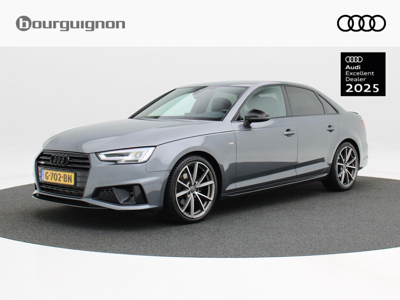 Audi A4 Limousine - 35 TFSi 150 Pk Automaat Sport S line black edition | Full LED | Navigatie | Leder | 19 Inc - AutoWereld.nl
