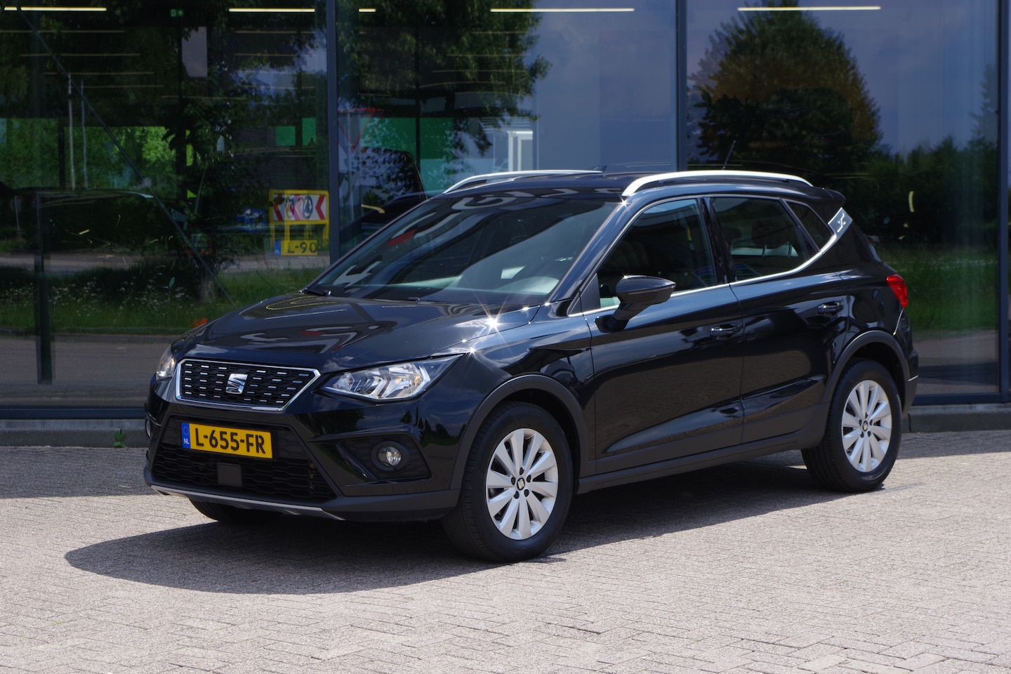SEAT Arona - 1.0 TSI Style 115 PK Automaat Business Intense, Adap. Cruise Control, Carplay, Stoelverarm - AutoWereld.nl