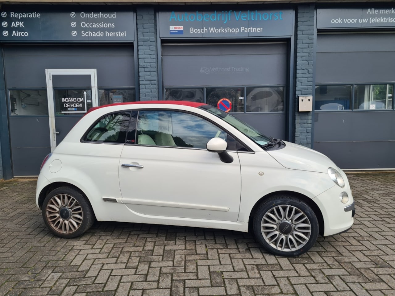 Fiat 500 - Cabrio 1.2 Lounge Nl auto Lage Km - AutoWereld.nl
