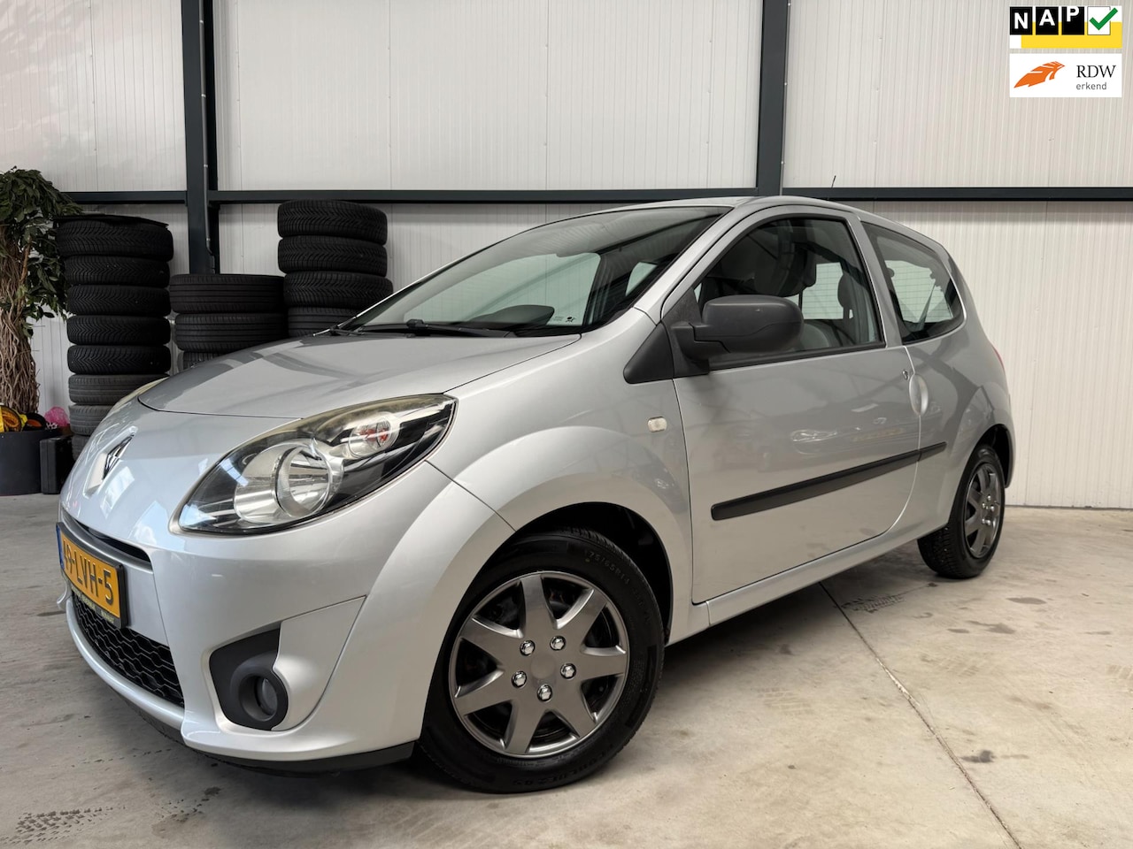 Renault Twingo - 1.2-16V Authentique Airco - AutoWereld.nl