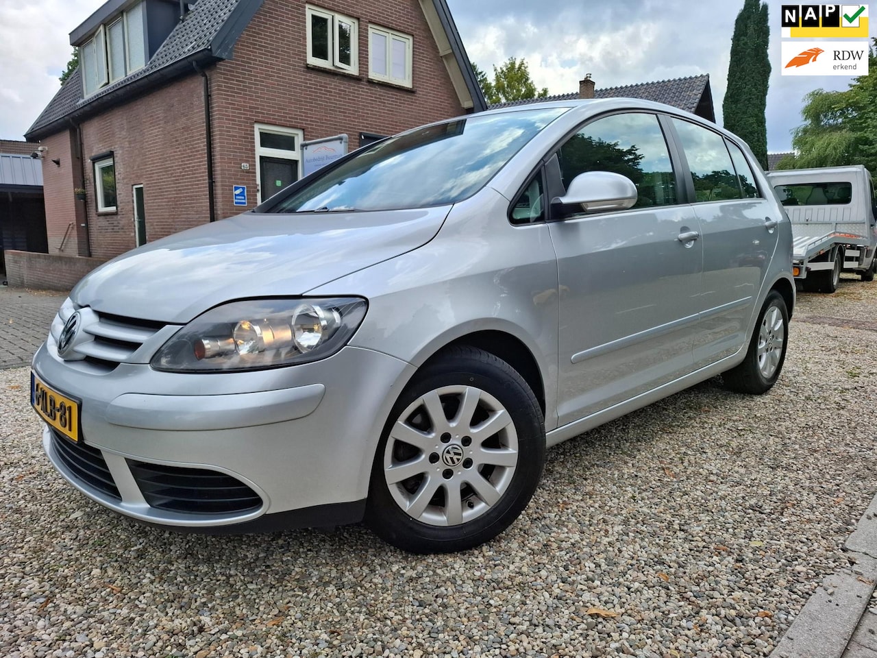 Volkswagen Golf Plus - 1.6 FSI automaat airco cruis APK sept 2026 - AutoWereld.nl