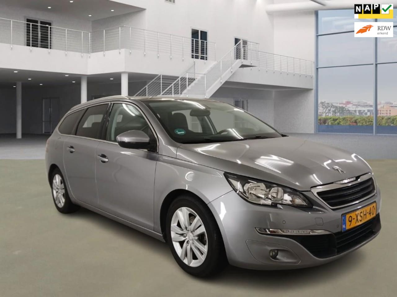 Peugeot 308 SW - 1.6 BlueHDI Blue Lease Executive EXPORT - AutoWereld.nl