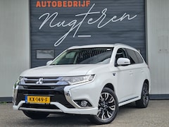 Mitsubishi Outlander - 2.0 PHEV Executive Edition|4x Nieuwe Allseason| Camera|Airco|Cruise|
