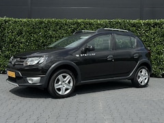 Dacia Sandero Stepway - 0.9 TCe S&S Lauréate AIRCO, NAVIGATIE, CRUISECONTROL, TREKHAAK
