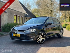 Volkswagen Golf - 1.4 TSI ACT Highline NAP PANO/NAVI/LED