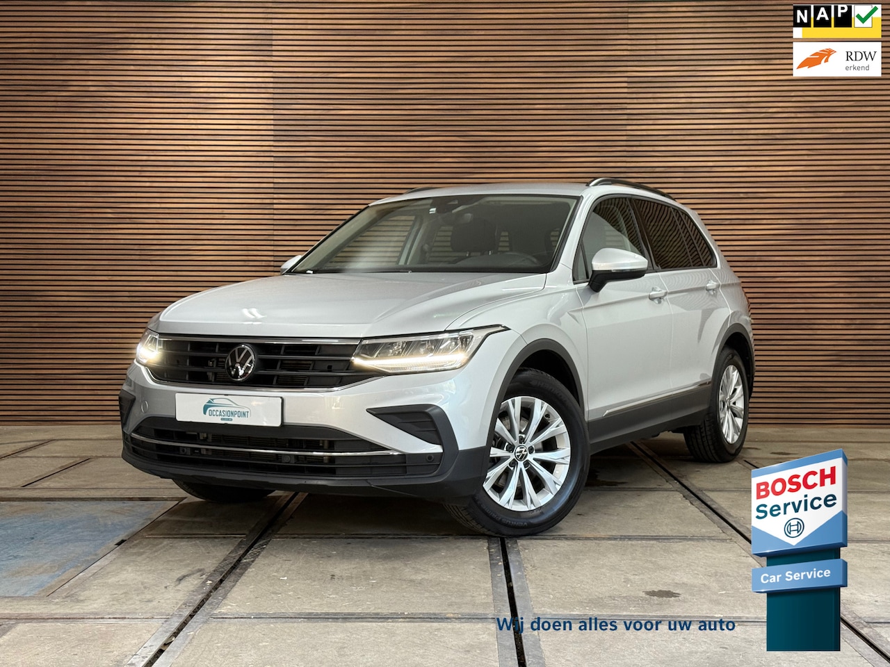 Volkswagen Tiguan - 1.5 TSI Automaat Elegance | Virtual Cockpit | Massagestoel | Navigatie | Stoelverwarming | - AutoWereld.nl