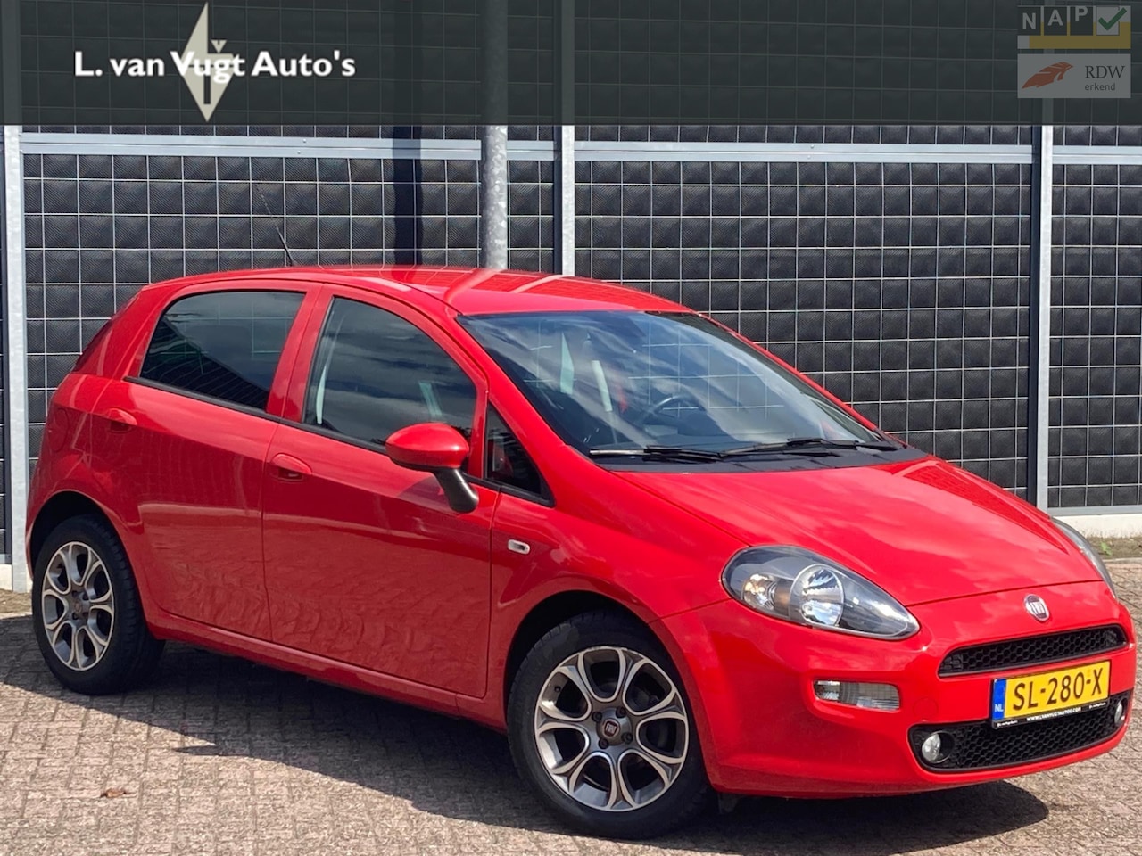 Fiat Punto Evo - 0.9 TwinAir Sempre incl. 1 jaar garantie - AutoWereld.nl