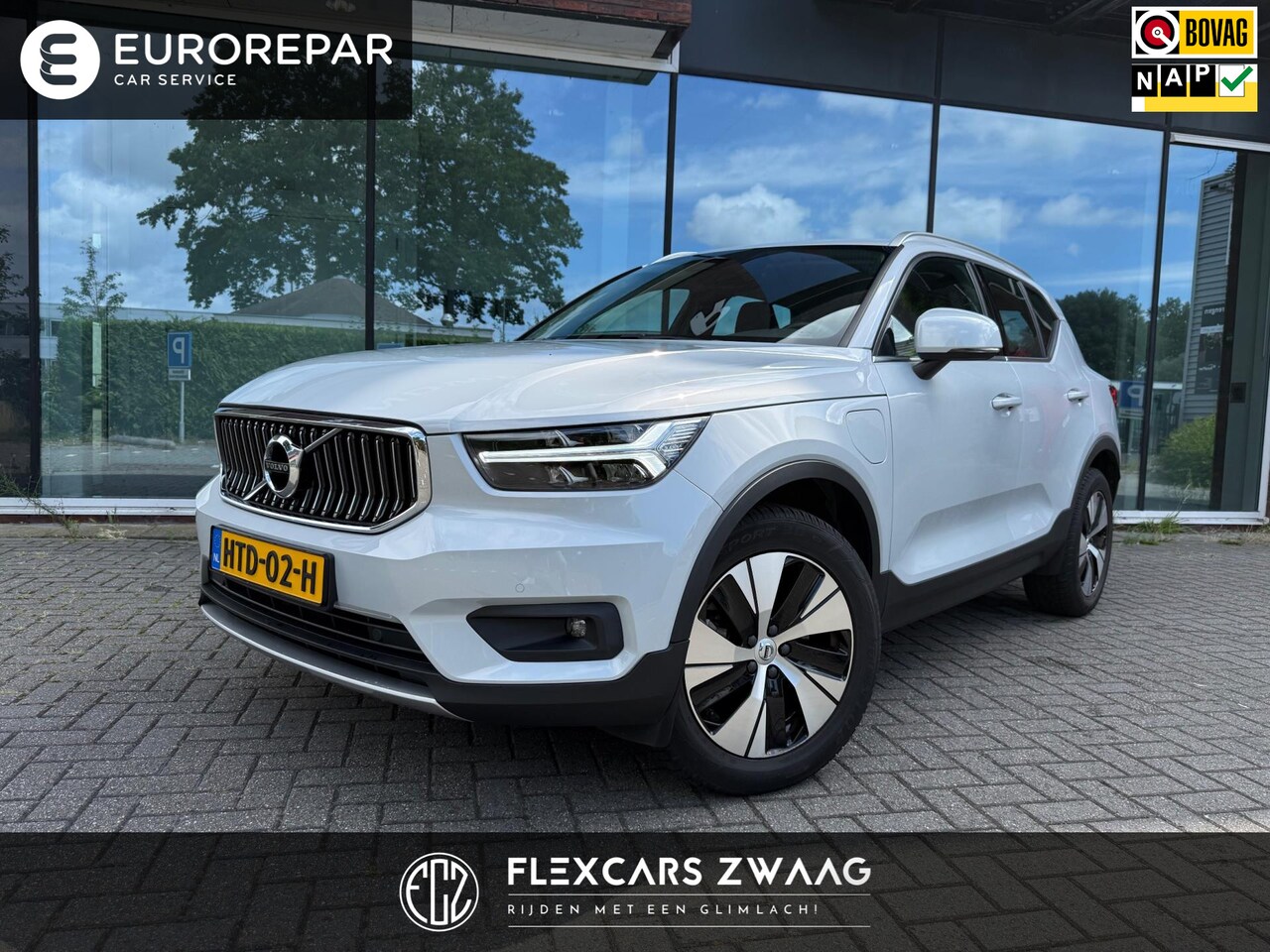 Volvo XC40 - 1.5 T4 Recharge Inscription Expression - Automaat - Navi - Leder - Parkeerhulp - AutoWereld.nl