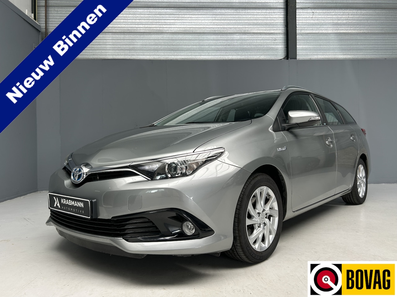 Toyota Auris Touring Sports - 1.8 Hybrid Edition-S Trekhaak|Navi|Cruise - AutoWereld.nl