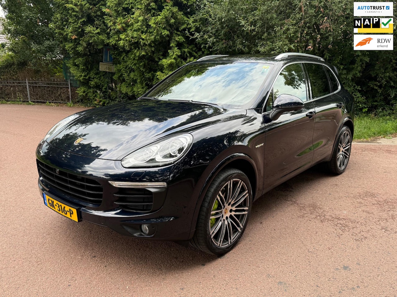 Porsche Cayenne - 3.0 S E-Hybrid / Navi / Pano / Xenon / Camera / leder / - AutoWereld.nl