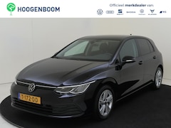 Volkswagen Golf - 1.0 TSI Life | Parkeersensoren | Adaptieve cruise control | CarPlay | Sfeerverlichting | D