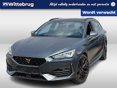 CUPRA Leon Sportstourer - 1.4 e-Hybrid 245pk DSG Black Edition / Matte Lak / Panoramadak / SuperSportStuur / Leer /