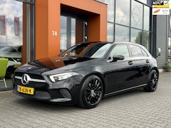 Mercedes-Benz A-klasse - 200 AMG automaat|LED|Leer|Navi|PDC