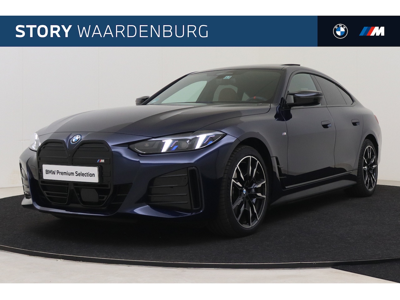 BMW i4 - M50 High Executive / Schuif-kanteldak / Trekhaak / M Adaptief onderstel / Adaptieve LED / - AutoWereld.nl