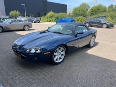 Jaguar XK8 - 4.0 V8 Convertible