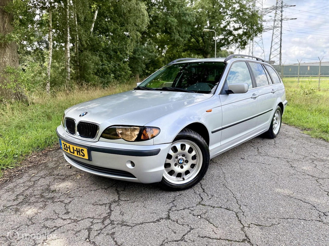 BMW 3-serie Touring - 320i 320i - AutoWereld.nl
