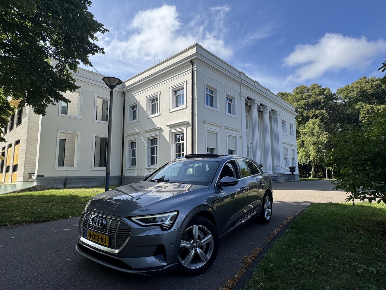 Audi e-tron - 50 PANORAMA SCHUIFDAK LEDER CARPLAY LAUNCH PLUS QUATTRO - AutoWereld.nl