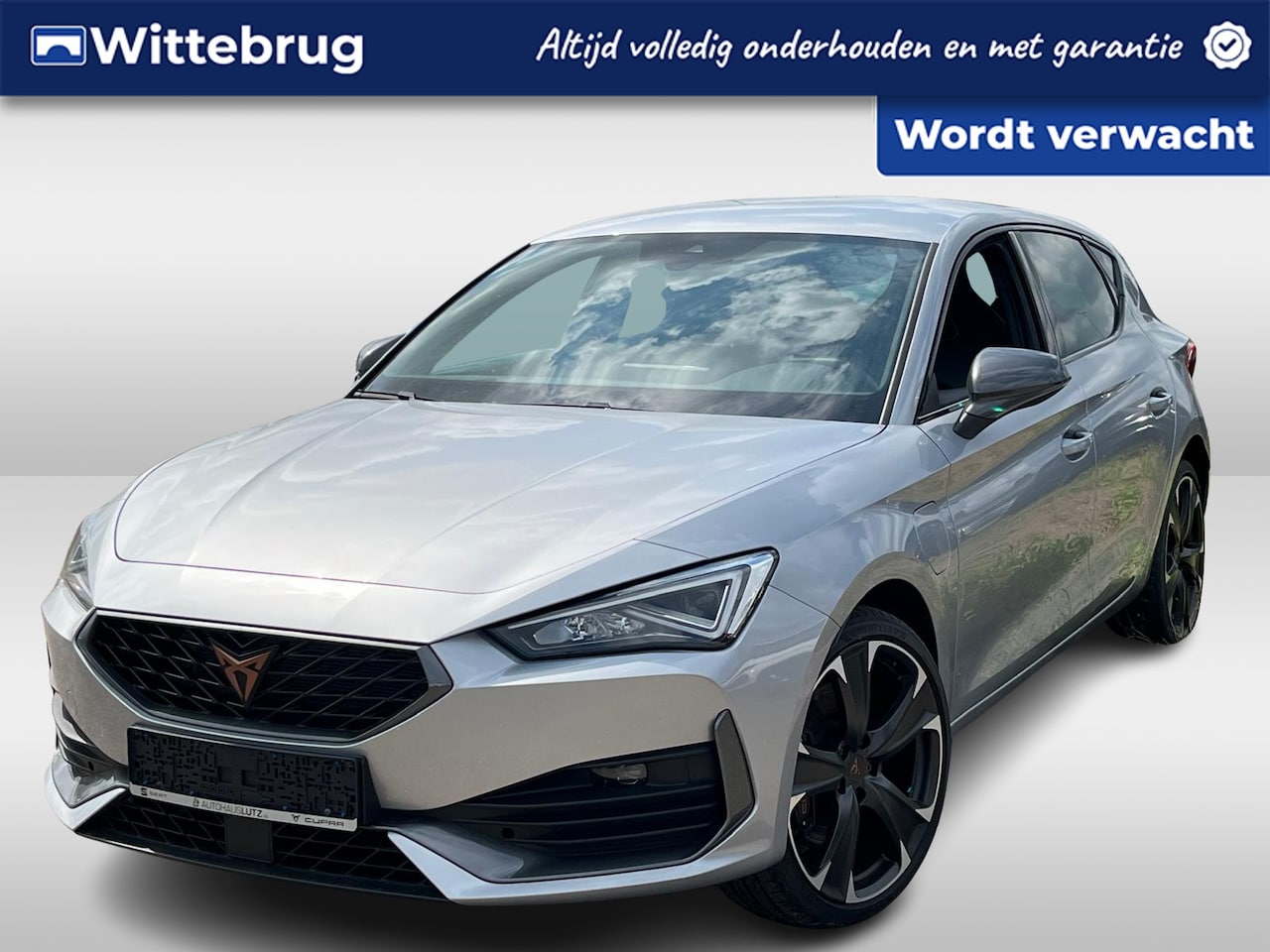 CUPRA Leon - 1.4 e-Hybrid 245pk Performance DSG Automaat / Navigatie / LM 19 inch / Park Assist / LED k - AutoWereld.nl