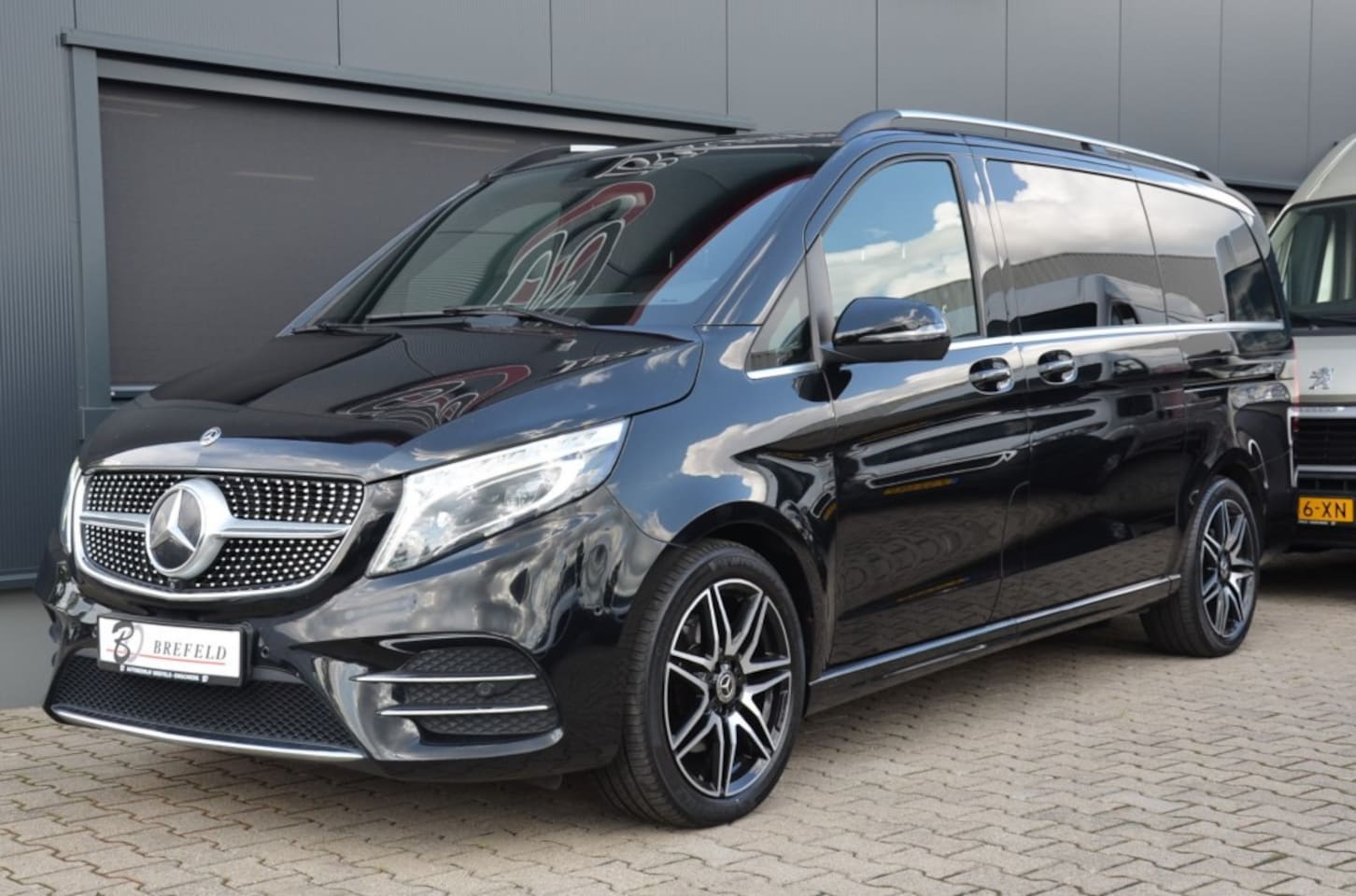 Mercedes-Benz V-klasse - V300D Dubbele Cabine 2X Schuifdeur - AutoWereld.nl