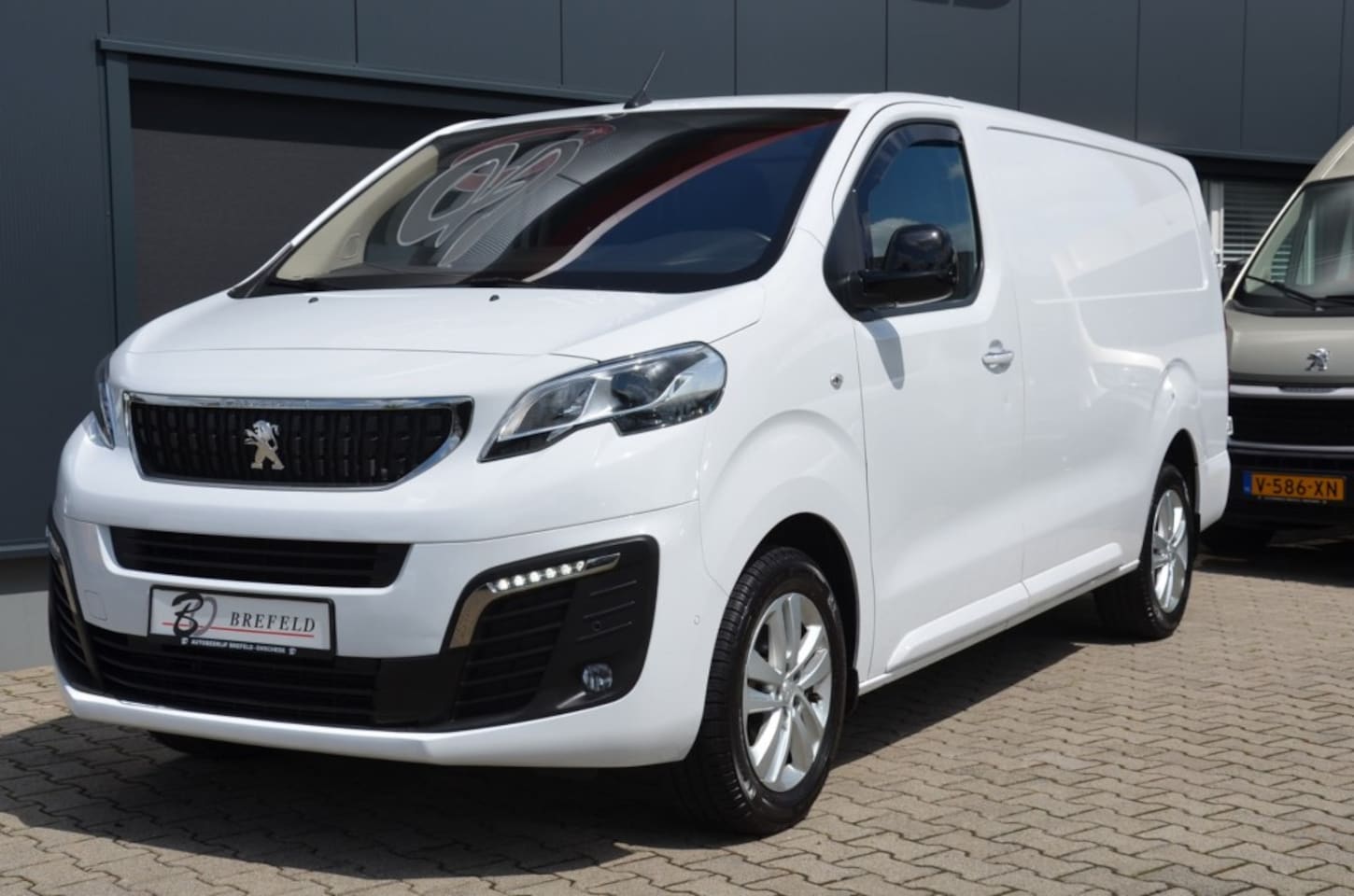Peugeot Expert - 2.0 Blue Hdi L3 Autom 180pk - AutoWereld.nl